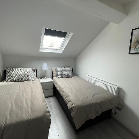 Ryan Air I Bnb - Lfc Apartments Liverpool Zewnętrze zdjęcie