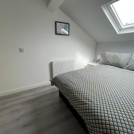 Ryan Air I Bnb - Lfc Apartments Liverpool Zewnętrze zdjęcie
