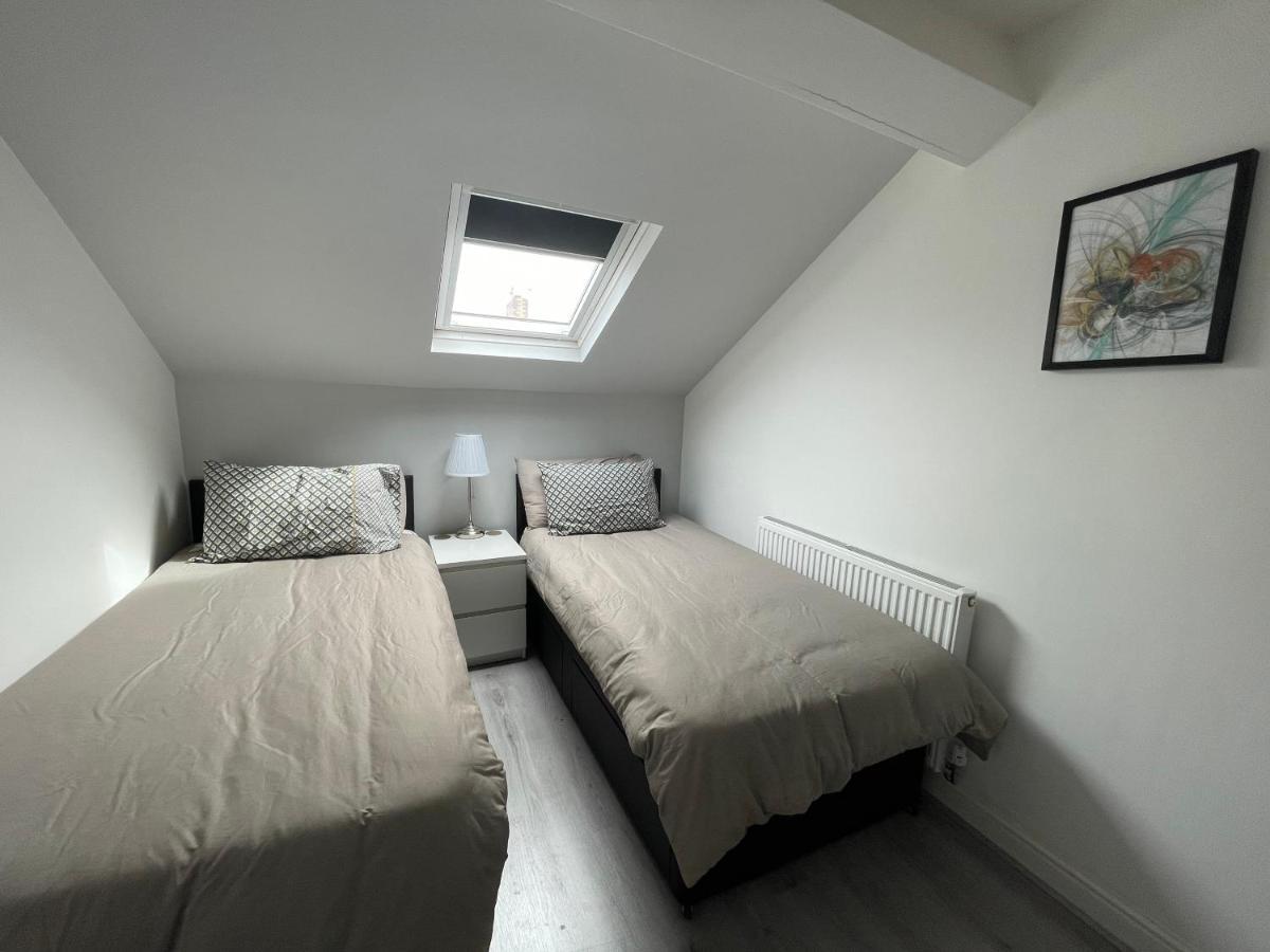 Ryan Air I Bnb - Lfc Apartments Liverpool Zewnętrze zdjęcie