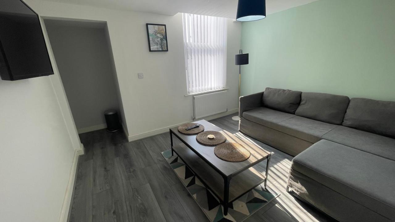 Ryan Air I Bnb - Lfc Apartments Liverpool Zewnętrze zdjęcie