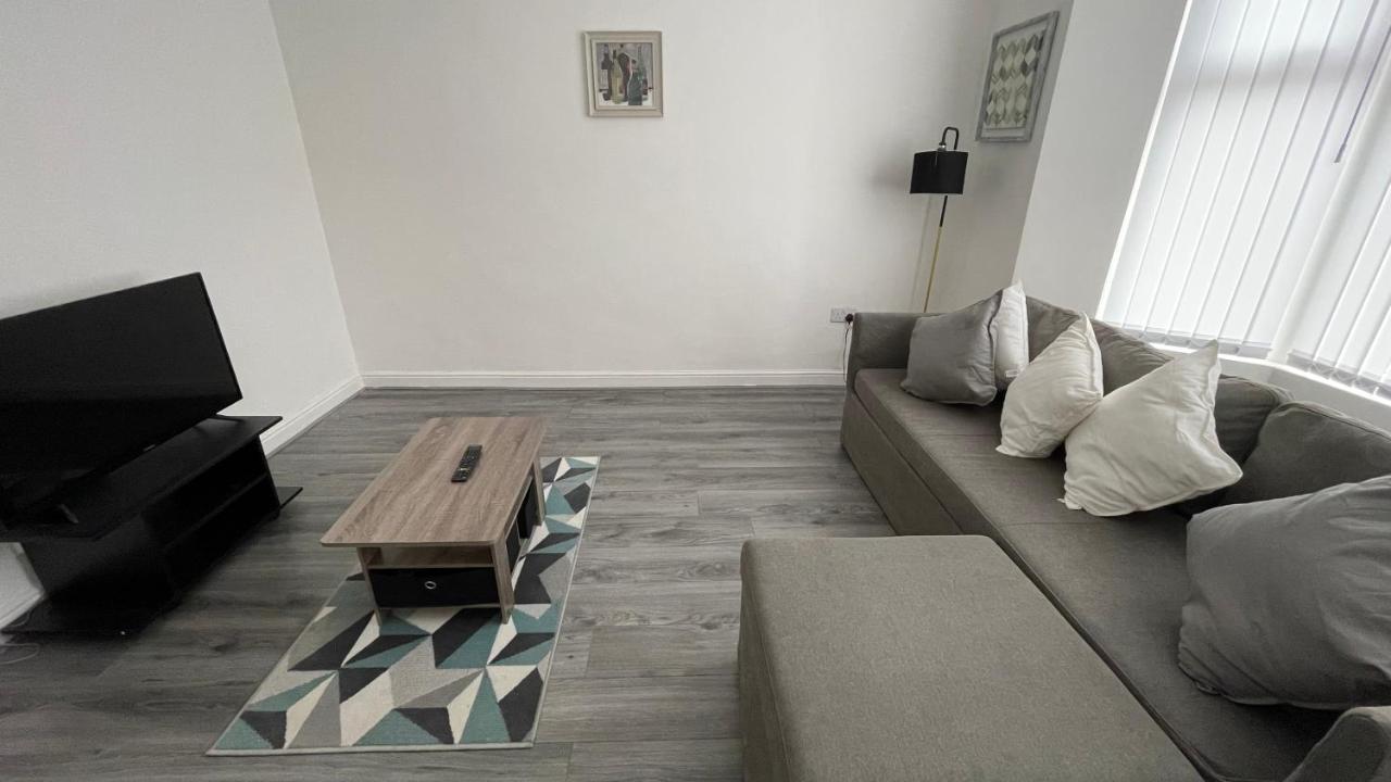 Ryan Air I Bnb - Lfc Apartments Liverpool Zewnętrze zdjęcie